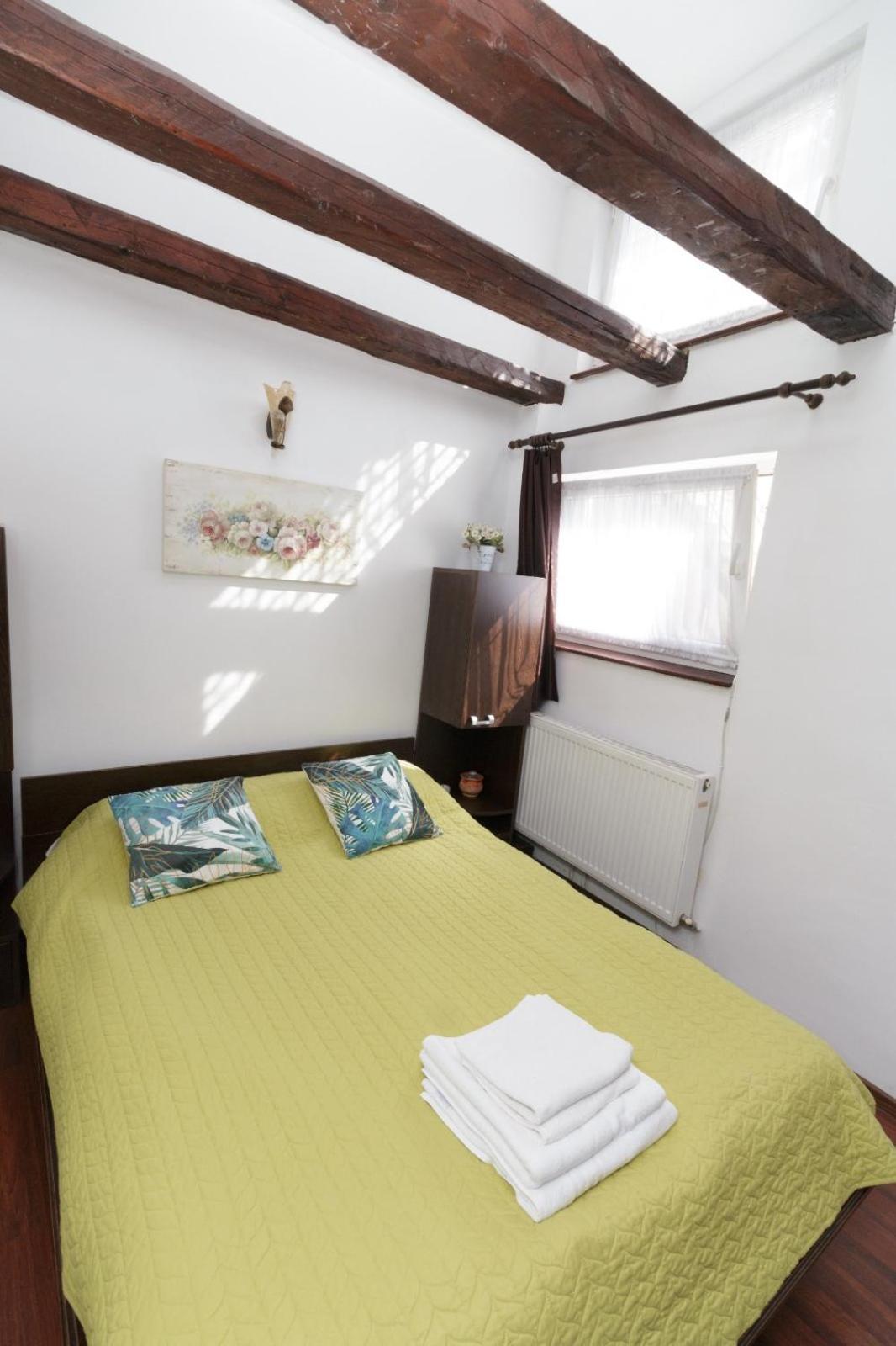 Rustic Centrul Istoric Apartment Brasov Exterior photo